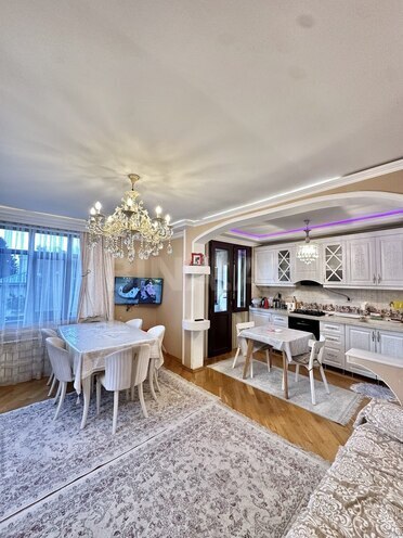 Продаётся 2-комн. вторичка 65 м², м. Гянджлик, photo 4 from 16