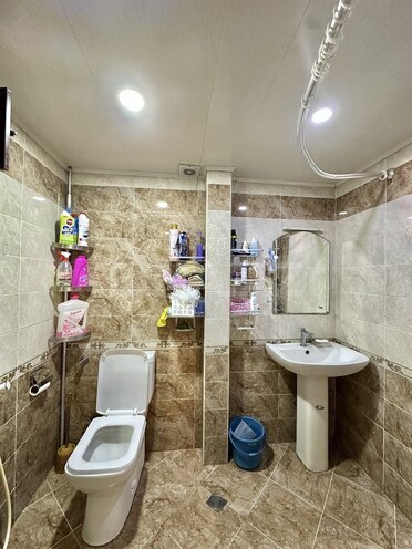Продаётся 2-комн. вторичка 65 м², м. Гянджлик, photo 14 from 16