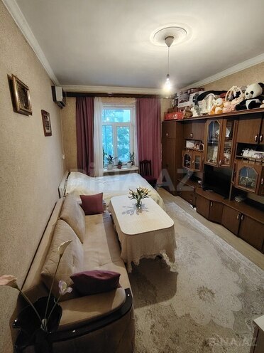 Продаётся 1-комн. вторичка 35 м², м. Элмляр Академиясы, photo 1 from 7