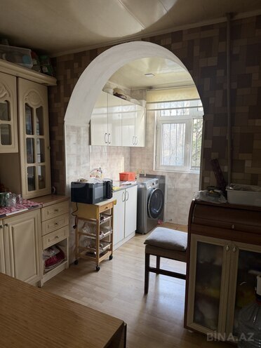 Продаётся 2-комн. вторичка 42 м², м. Кара Караев, photo 12 from 23