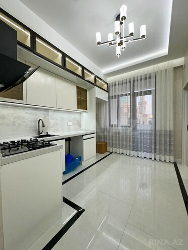 Продаётся 3-комн. новостройка 87 м², м. Нефтчиляр, photo 4 from 12