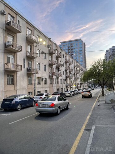 Satılır 3 otaqlı köhnə tikili 85 m², 28 May m., photo 1 from 19