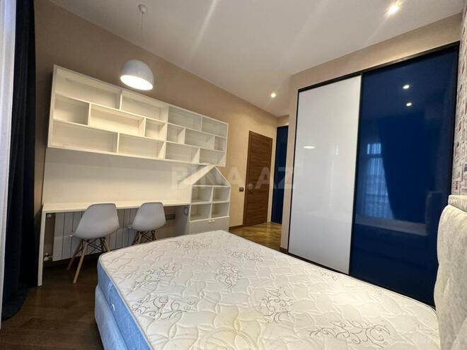 İcarəyə verilir 4 otaqlı yeni tikili 190 m², 28 May m., photo 13 from 30