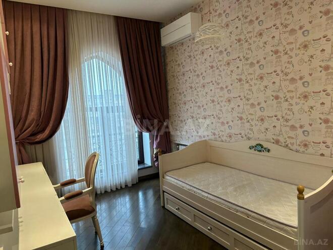 İcarəyə verilir 4 otaqlı yeni tikili 190 m², 28 May m., photo 20 from 30