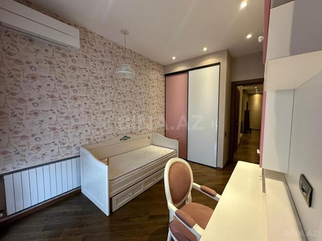 İcarəyə verilir 4 otaqlı yeni tikili 190 m², 28 May m., photo 19 from 30