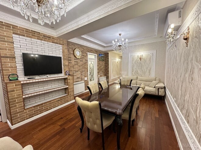 Продаётся 3-комн. новостройка 120 м², м. Нефтчиляр, photo 1 from 21