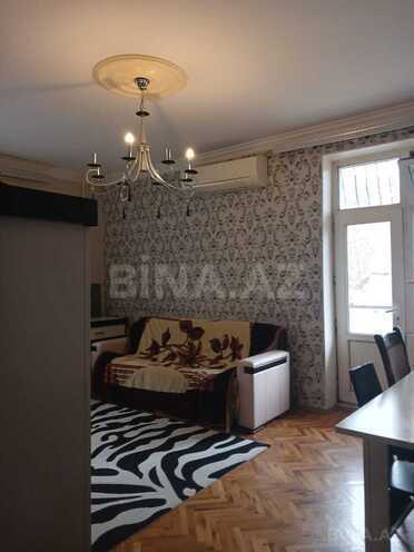 Сдаётся 3-комн. вторичка 80 м², м. Элмляр Академиясы, photo 4 from 12