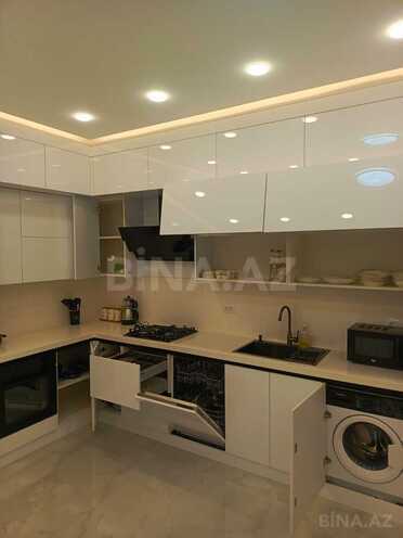Сдаётся 3-комн. новостройка 120 м², м. Низами, photo 15 from 32