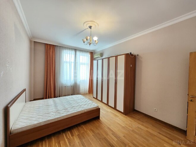 Продаётся 4-комн. новостройка 186 м², м. Элмляр Академиясы, photo 15 from 20