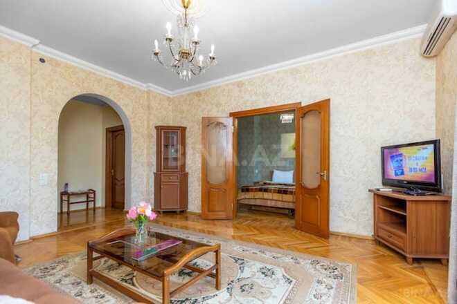 Satılır 3 otaqlı köhnə tikili 70 m², İçəri Şəhər m., photo 8 from 22