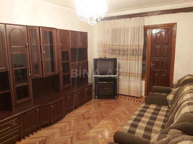 Satılır 3 otaqlı köhnə tikili 85 m², Əhmədli q., photo 1 from 13