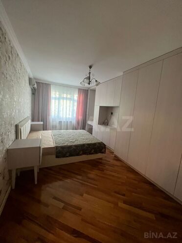 Satılır 3 otaqlı köhnə tikili 70 m², Neftçilər m., photo 1 from 16