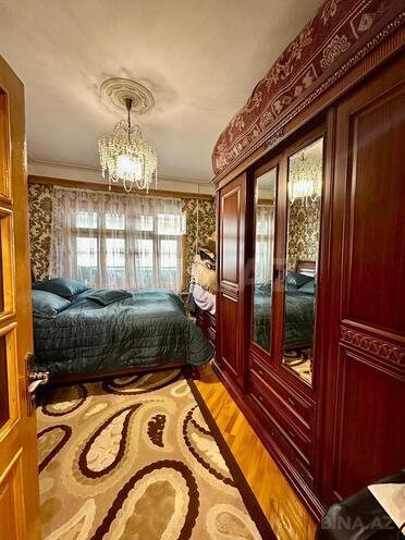 Satılır 5 otaqlı köhnə tikili 130 m², Qara Qarayev m., photo 8 from 18