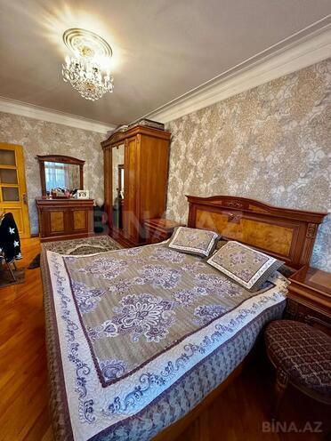 Satılır 5 otaqlı köhnə tikili 130 m², Qara Qarayev m., photo 6 from 18