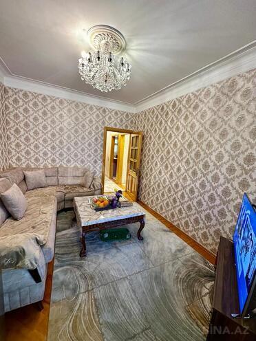 Satılır 5 otaqlı köhnə tikili 130 m², Qara Qarayev m., photo 9 from 18