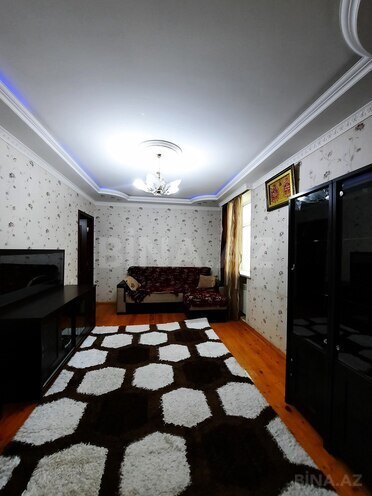 Сдаётся 2-комн. вторичка 80 м², м. Иншаатчылар, photo 1 from 11