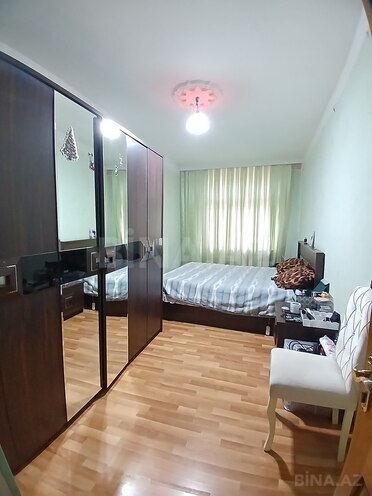 Сдается 3-комн. вторичка 70 м², м. Нефтчиляр, photo 4 from 13