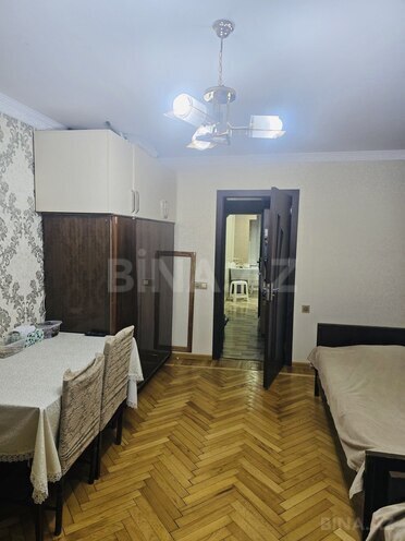 İcarəyə verilir 3 otaqlı köhnə tikili 83 m², Nizami m., photo 9 from 16