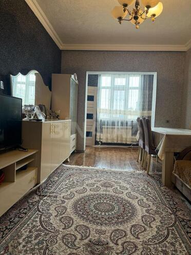 Satılır 2 otaqlı köhnə tikili 60 m², Xalqlar Dostluğu m., photo 1 from 15