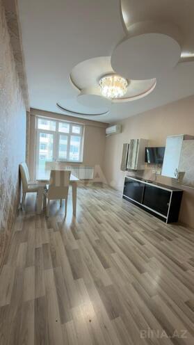 Продаётся 2-комн. новостройка 60 м², м. Иншаатчылар, photo 1 from 17