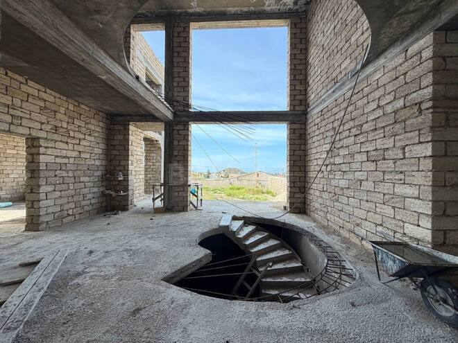 Satılır 8 otaqlı həyət evi/bağ evi 600 m², Şüvəlan q., photo 6 from 10