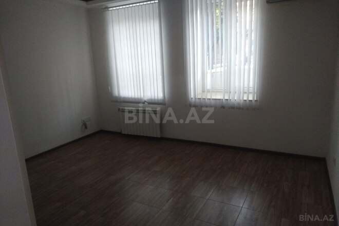 Сдаётся 3-комн. офис 60 м², м. Ичеришехер, photo 10 from 17