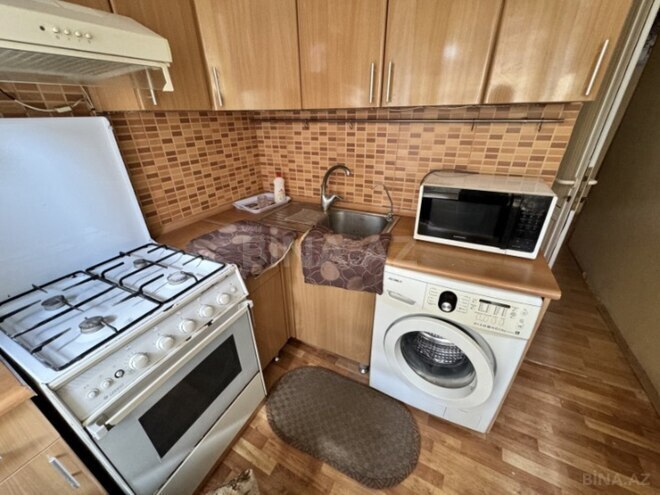 Продаётся 3-комн. вторичка 70 м², м. Иншаатчылар, photo 4 from 17