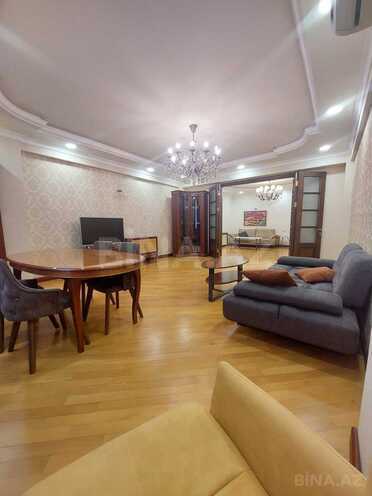 Сдаётся 4-комн. новостройка 160 м², пос. Бадамдар, photo 7 from 14