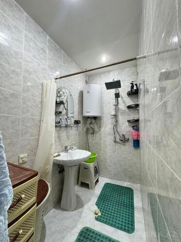 Satılır 4 otaqlı köhnə tikili 100 m², Qara Qarayev m., photo 17 from 24