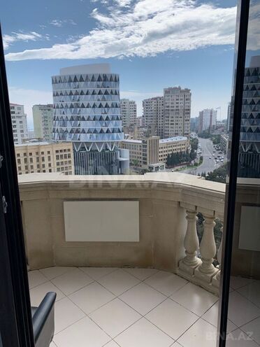 Продаётся 3-комн. новостройка 104.5 м², м. Элмляр Академиясы, photo 22 from 31