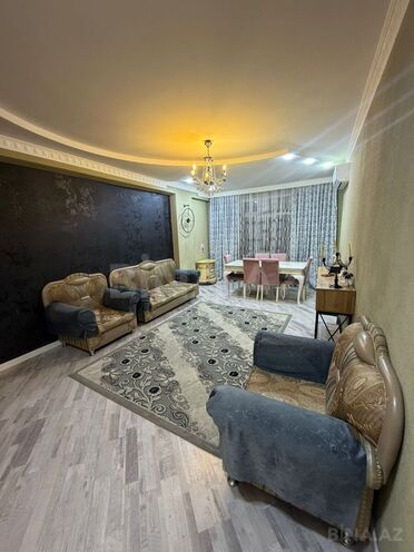 Satılır 2 otaqlı köhnə tikili 75 m², photo 1 from 15