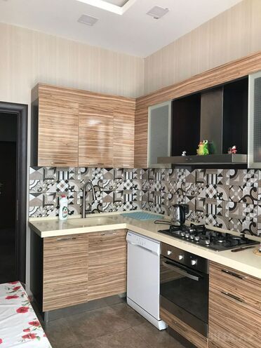 Продаётся 3-комн. новостройка 110 м², м. Элмляр Академиясы, photo 12 from 19