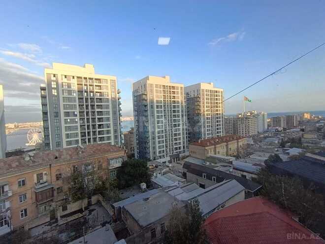 Satılır 3 otaqlı köhnə tikili 75 m², Bayıl q., photo 21 from 22