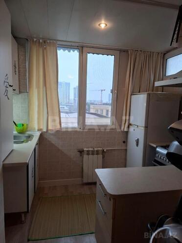 İcarəyə verilir 2 otaqlı köhnə tikili 45 m², Bakmil m., photo 5 from 12