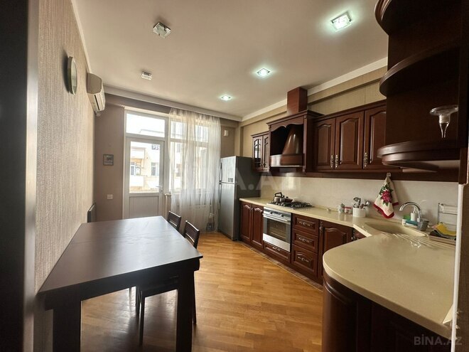 Сдаётся 2-комн. новостройка 80 м², м. Иншаатчылар, photo 8 from 13