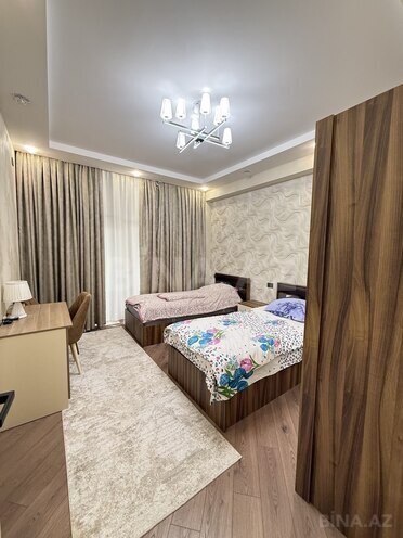 Продаётся 3-комн. новостройка 112 м², м. Элмляр Академиясы, photo 15 from 26