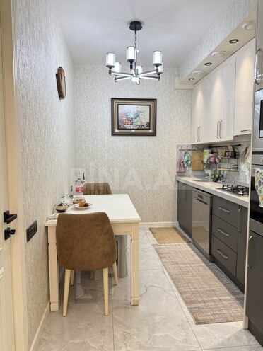 Продаётся 3-комн. новостройка 112 м², м. Элмляр Академиясы, photo 10 from 26