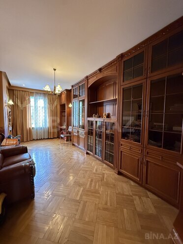 Продаётся 4-комн. новостройка 180 м², м. Низами, photo 26 from 32