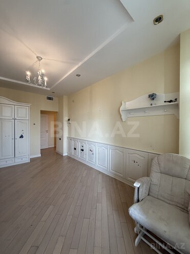 Продаётся 4-комн. новостройка 180 м², м. Низами, photo 29 from 32