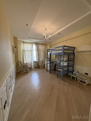 Продаётся 4-комн. новостройка 180 м², м. Низами, photo 24 from 32