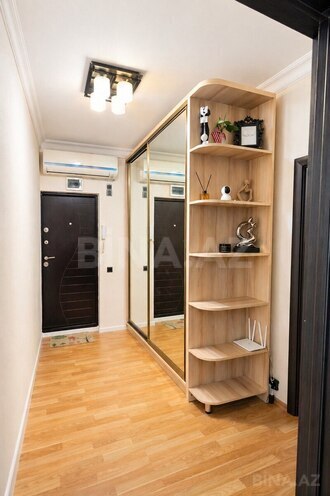 Продаётся 3-комн. вторичка 100 м², м. Нефтчиляр, photo 11 from 16