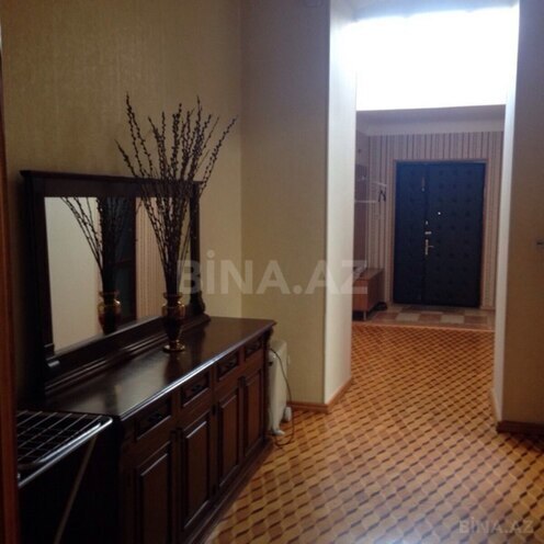 Продаётся 3-комн. вторичка 120 м², м. 28 мая, photo 9 from 12