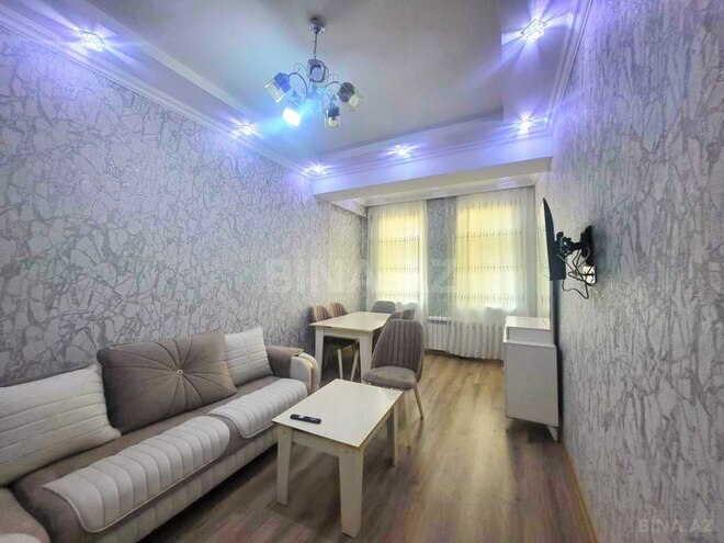 Сдаётся 2-комн. новостройка 74 м², м. Низами, photo 10 from 23