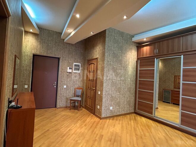 Продаётся 4-комн. новостройка 175 м², м. Низами, photo 17 from 23