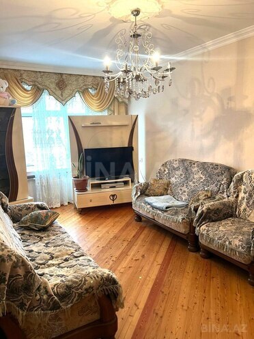 Продаётся 3-комн. вторичка 85 м², м. Ази Асланов, photo 1 from 12