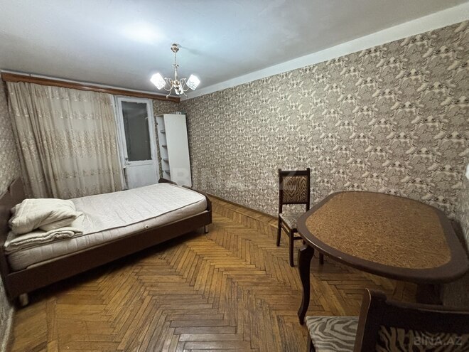 Продаётся 1-комн. вторичка 36 м², м. Нефтчиляр, photo 1 from 11
