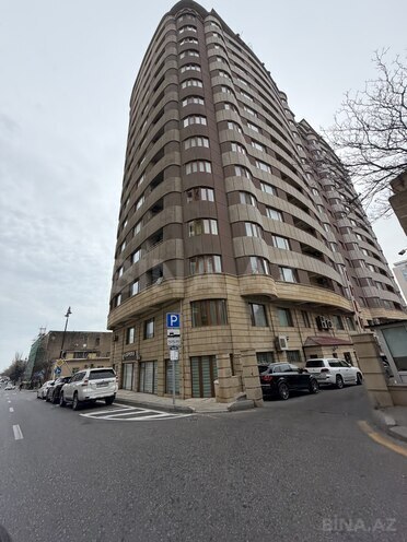 Продаётся 4-комн. новостройка 207 м², м. 28 мая, photo 1 from 9