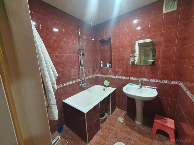 Satılır 3 otaqlı köhnə tikili 90 m², Qara Qarayev m., photo 14 from 22