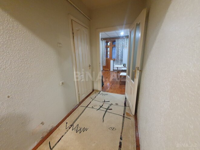 Satılır 3 otaqlı köhnə tikili 90 m², Qara Qarayev m., photo 16 from 22