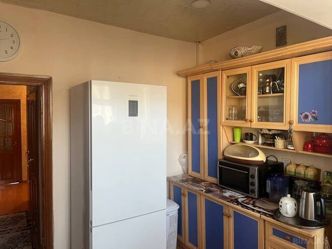 Satılır 4 otaqlı köhnə tikili 90 m², İnşaatçılar m., photo 20 from 23